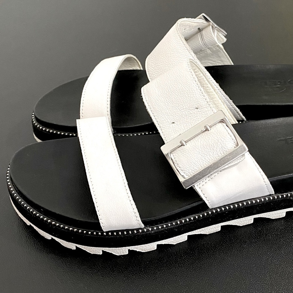 Sorel Roaming Big Buckle Slide Sandals Leather Size 10 White Black 90s Chunky - Picture 10 of 14